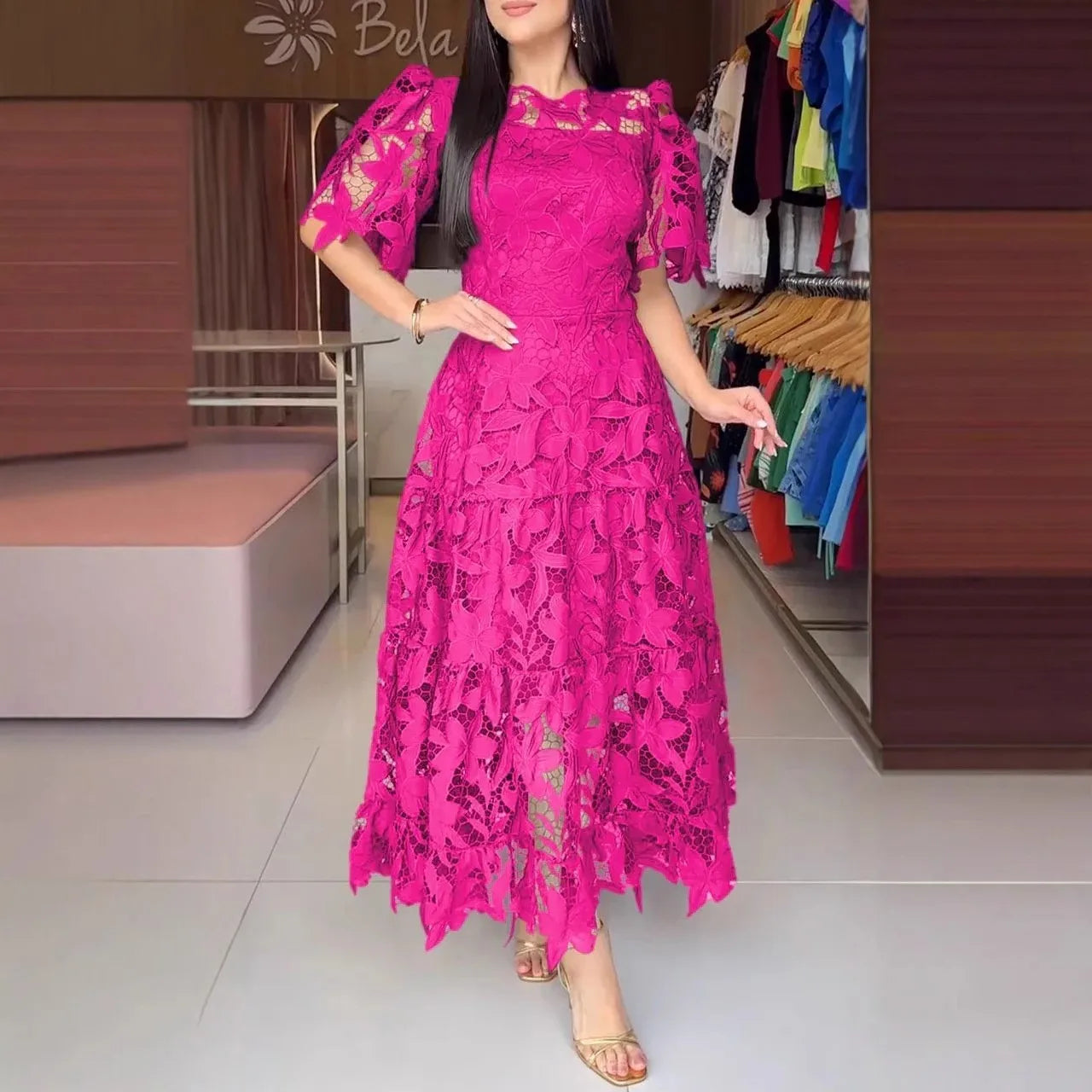 Vestido Feminino de Renda Roma